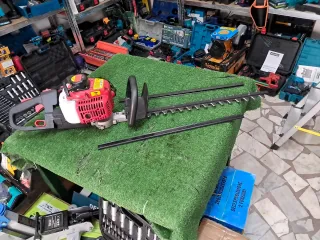 Tagliasiepe a scoppio 22.5 cc