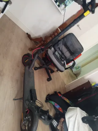 Patinete Eléctrico Xiaomi + Cargador