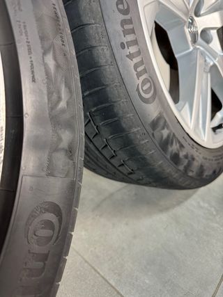 LLANTAS AUDI 19 ORIGINALES CON NEUMÁTICOS