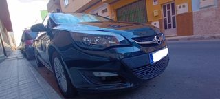 Opel Astra 2013