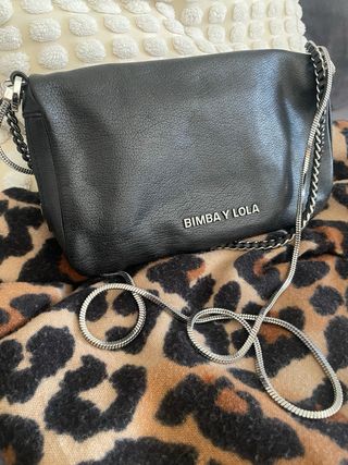 Bolso Bimba y Lola Piel Negro bandolera