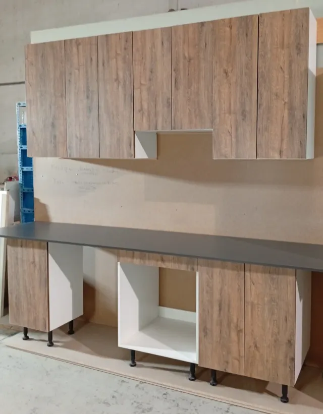 Muebles de cocina madera y blanco