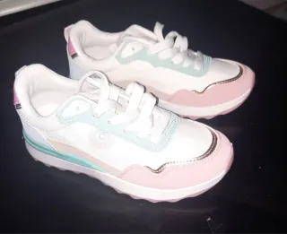 Zapatillas deportivas blancas y rosas Talla 36