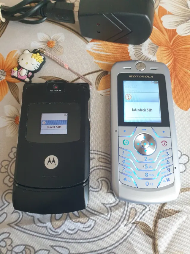 Confezione Motorola V3 Nero e V3i Argento