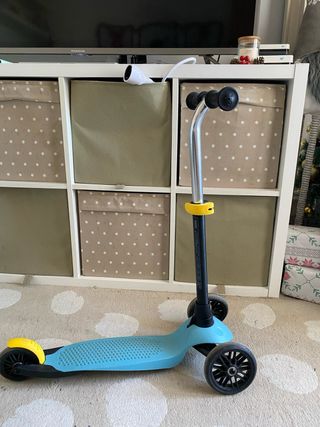 Patinete infantil 3 ruedas azul y amarillo