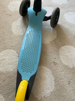 Patinete infantil 3 ruedas azul y amarillo