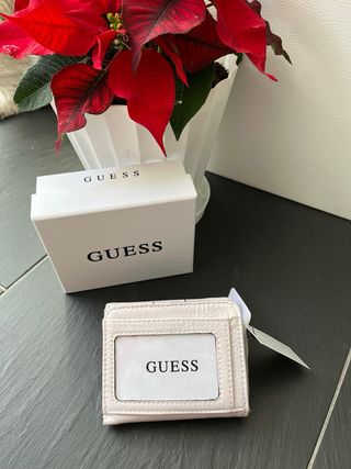 Monedero Guess Blanco y Dorado