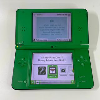 Nintendo DSi XL Verde