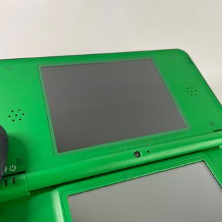 Nintendo DSi XL Verde