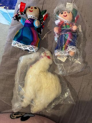 Muñecos artesanales mexicanos