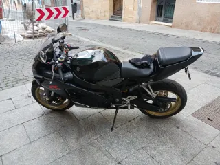 Suzuki GSXR 600 2005