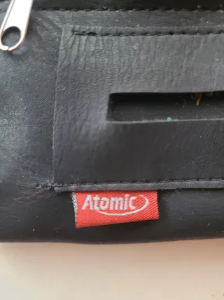 Cartera de tabaco gris y rosa