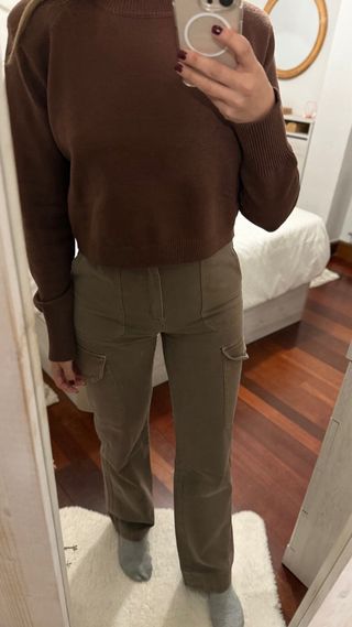 Pantalón cargo marrón