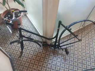 Cuadro y manillar bici clasica Atala