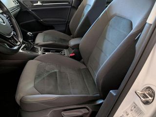 Volkswagen Golf Sport R-Line 2.0 TD 110kW Variant