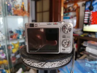 Cámara Digital Casio Exilim EX-Z850 Plata