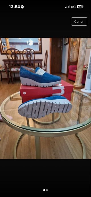 Zapatos Wonder azules casi nuevos