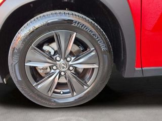 Lexus UX 2.0 250h Business