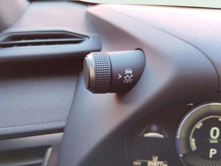 Lexus UX 2.0 250h Business