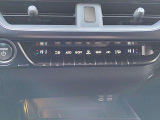 Lexus UX 2.0 250h Business