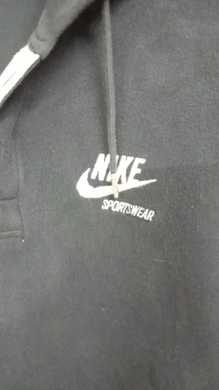 Felpa Nike Nera con Cappuccio