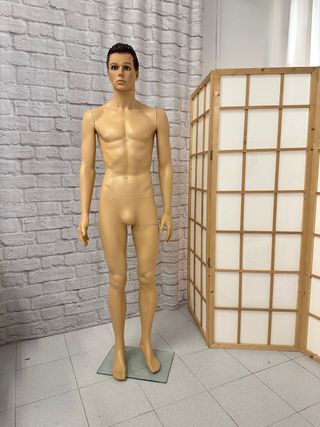 Maniquí hombre entero beige- con cabeza desm- URGE
