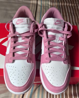 Nike Dunk Low Rosa y Blanco Talla 42