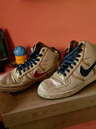 Nike Vandal Scarpe Oro Taglia 42