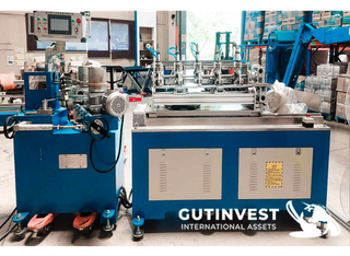 Máquina para fabricar pajitas de papel