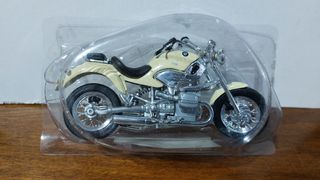 BMW R1200C 1/18