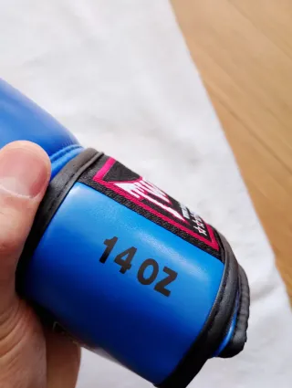 Guantes de Boxeo Twins 14 oz Nuevos