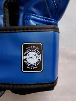 Guantes de Boxeo Twins 14 oz Nuevos