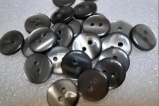 Lote 20 botones nacarados- 9 colores