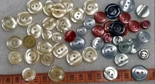 Lote 20 botones nacarados- 9 colores