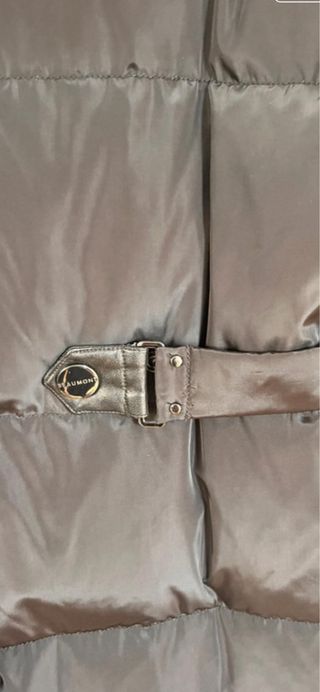 Plumas Beaumont Negro con Capucha