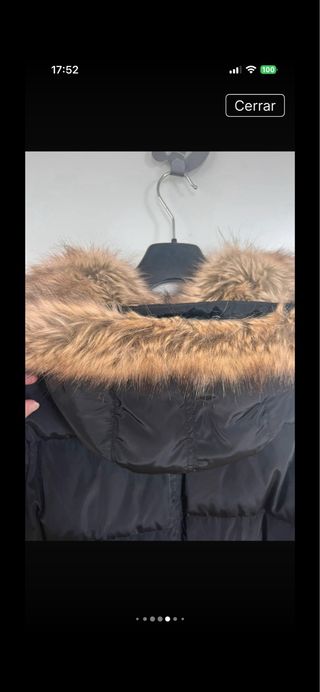 Plumas Beaumont Negro con Capucha