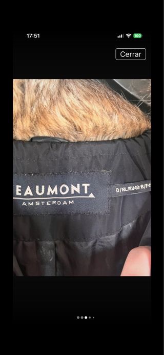 Plumas Beaumont Negro con Capucha