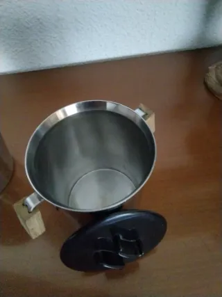 Dos cubiteras de acero inoxidable precio lote