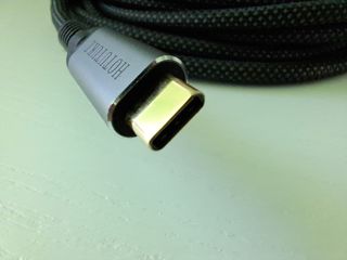 Cavo universale 5 mt per dati, ricarica e video 8K