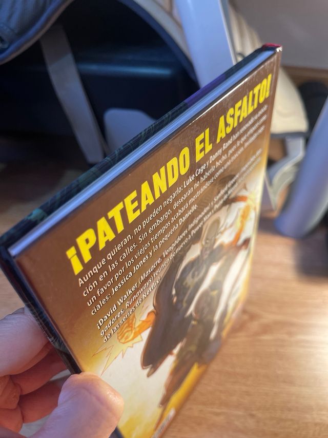 POWERMAN Y PUÑO DE HIERRO 01: LOS CHICOS HAN VU...