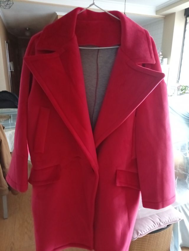 Abrigo mujer rojo