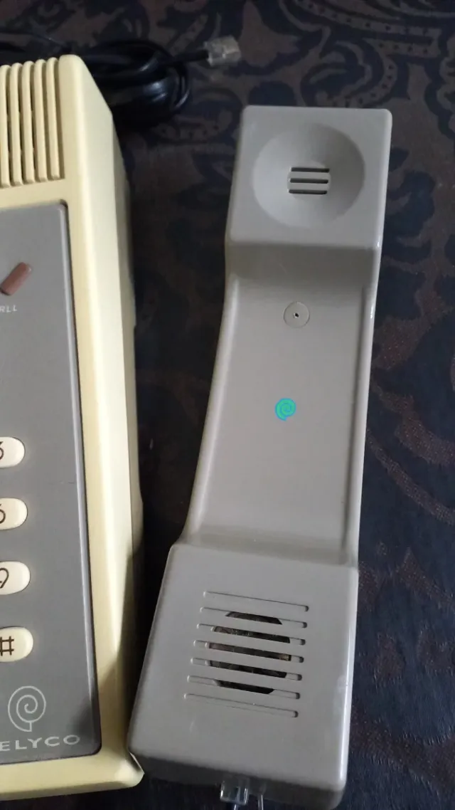 Teléfono Telyco beige y gris