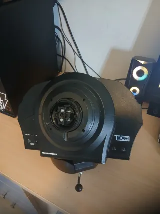 Volante Thrustmaster T300