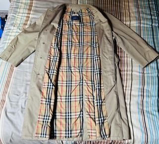 Gabardina Burberry Vintage Talla 48