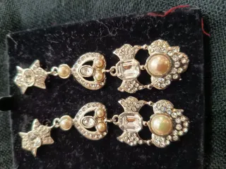 Conjunto de bisutería fina son antiguas