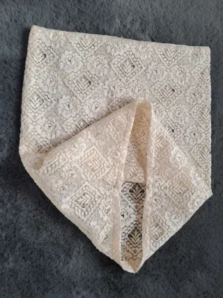 Elegante Copricuscino in Pizzo