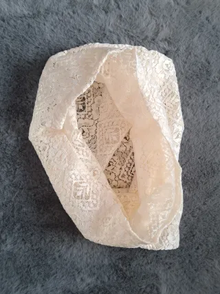 Elegante Copricuscino in Pizzo