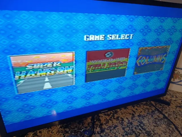 Consola Sega Mega Drive + Mega Games 1