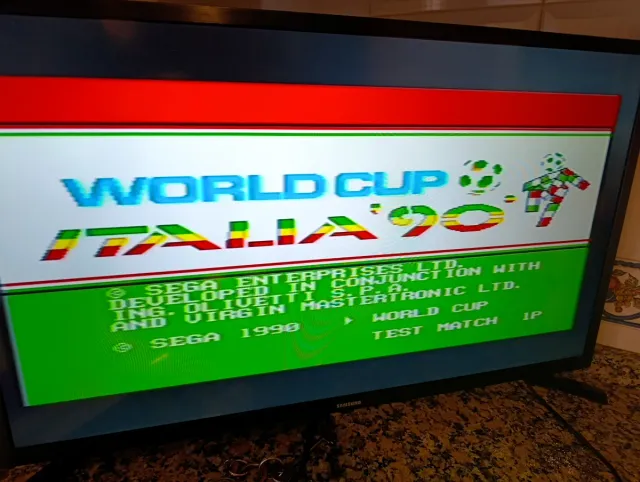 Consola Sega Mega Drive + Mega Games 1