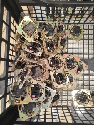 Enchufes y mecanismos Simon 75